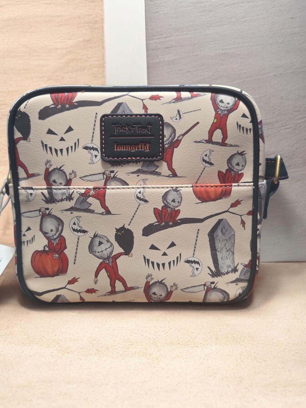 Loungefly 'Trick or Treat' Halloween Pumpkin Crossbody - Cream & Orange
